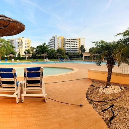 Amazing Apartment In Praia Da Rocha 포티마오 외부 사진